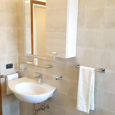 Welcoming In Viserba With Sea View Apartament Rimini